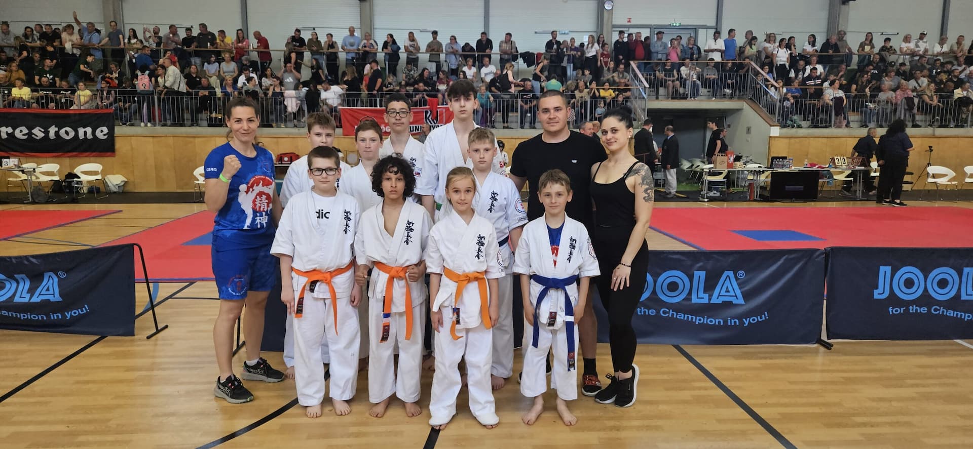 Ezúttal Magyarországról szállították az érmeket a Seishin Karate Klub harcosai