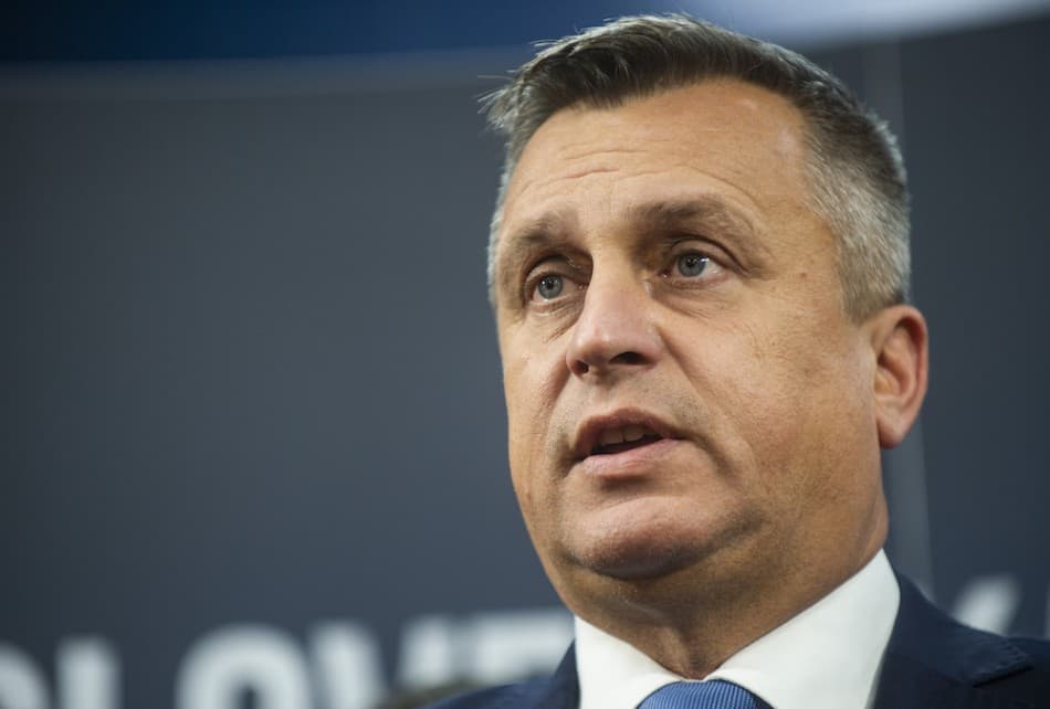 Az ellenzéki képviselők indítványozták Andrej Danko menesztését
