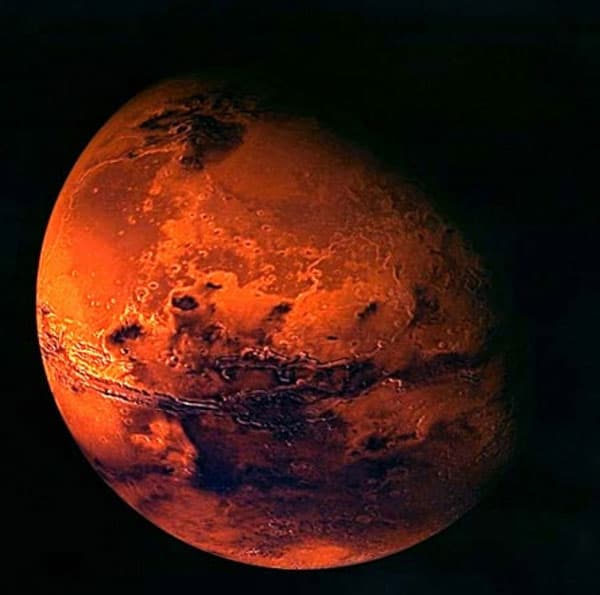Gyorsan szilárdult meg a Mars felszíne, ezzel növelve az élet kialakulásának esélyét