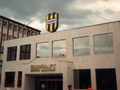 Nagyon szuper töltőállomást építtet Pozsonyban a Slovnaft!