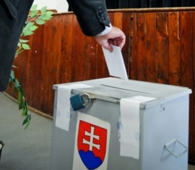 Parlamenti választás kezdődött Ausztriában