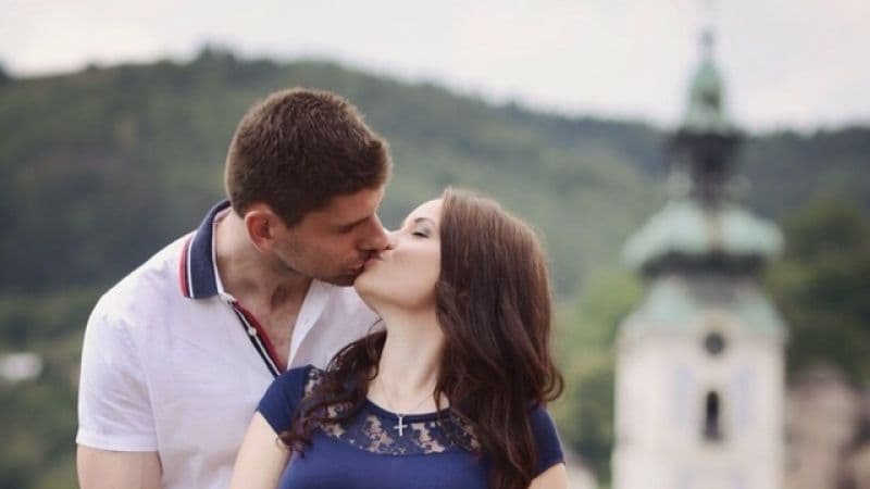 TRAGÉDIA: Életét vesztette a válogatott szlovák jégkorongozó terhes felesége