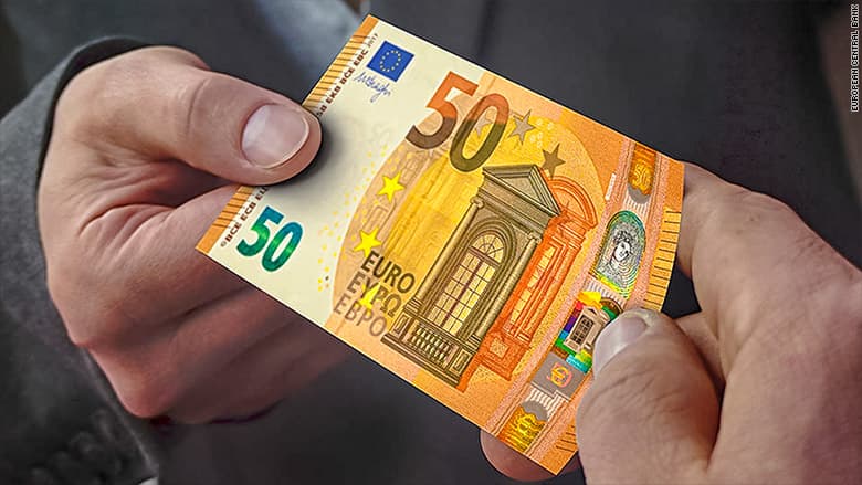 Kétéves csúcson az euró!