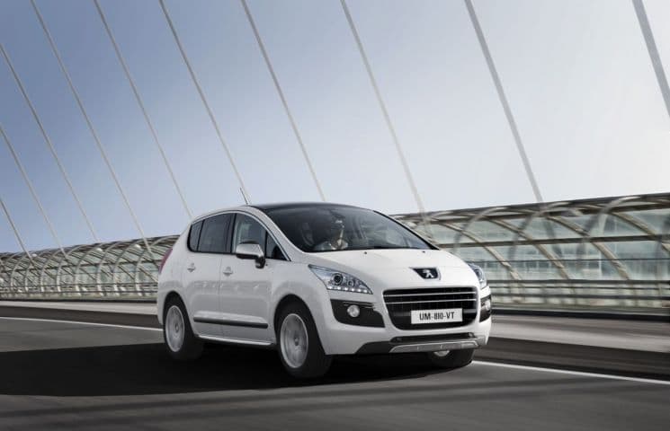 A PSA Peugeot-Citroen 2025-től már csak elektromos, vagy hibrid autókat gyárt