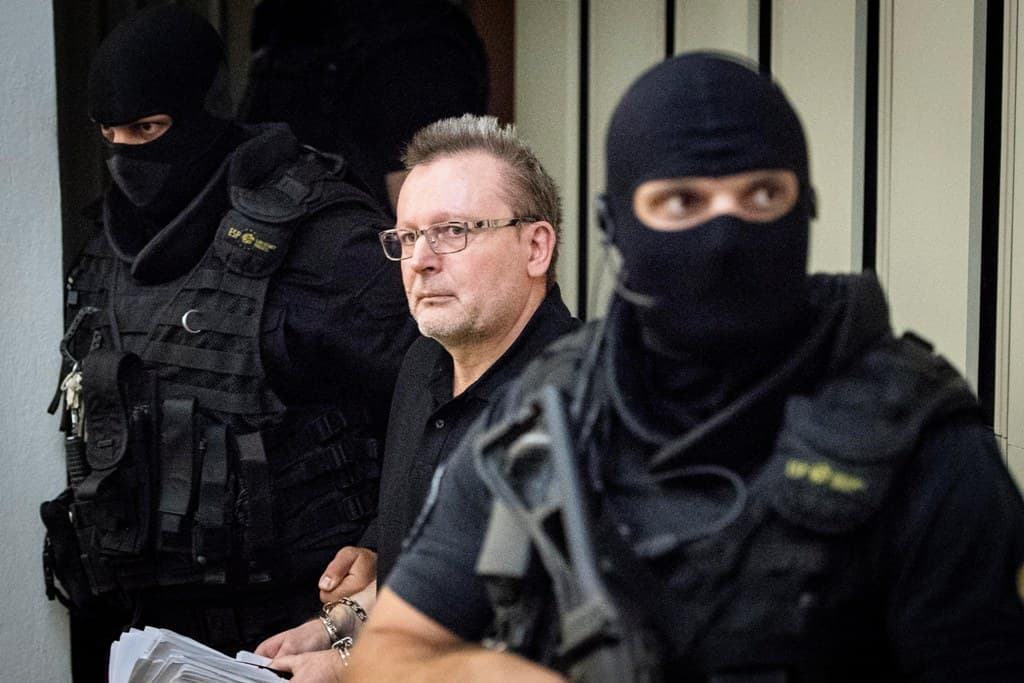 Életfogytiglanra ítélték az egykori maffiavezért, Róbert „Kýbel” Lališt