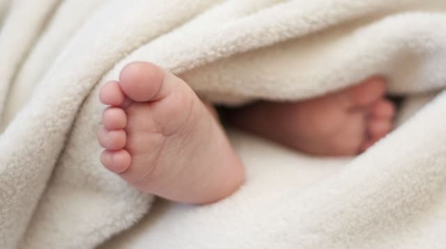 Több mint hétkilós gyermeke született egy nőnek