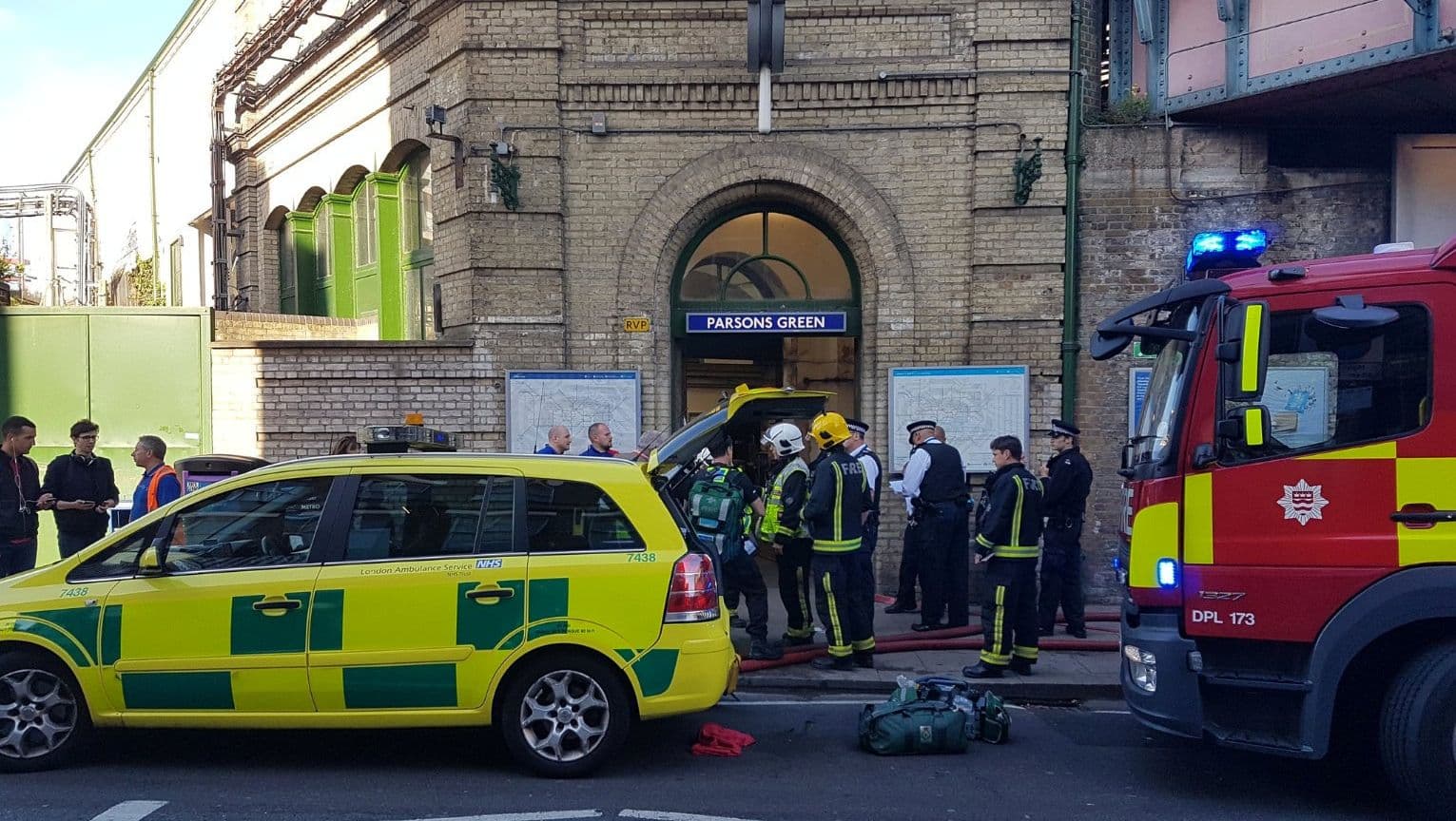 TERROR: Robbanás történt a londoni metróban!
