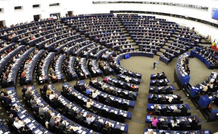 Európai Bizottság – Három kötelezettségszegési eljárás is bírósági szakaszba lép Magyarország ellen