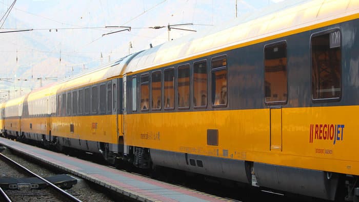 TRAGÉDIA: Halálra gázolt egy személyt a RegioJet vonata