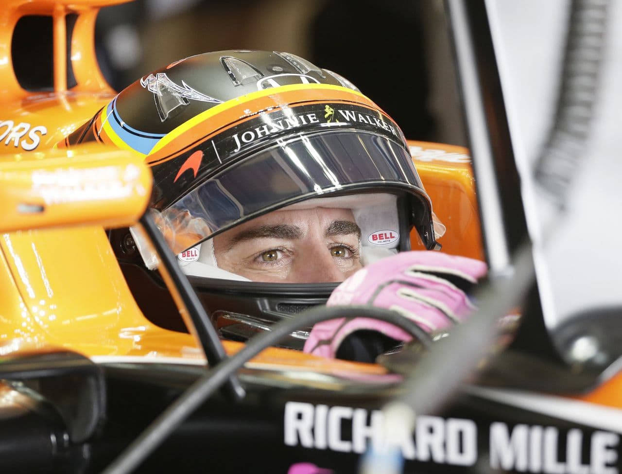 Forma-1: Hátulról indulhatnak a McLarenek a Mexikói Nagydíjon