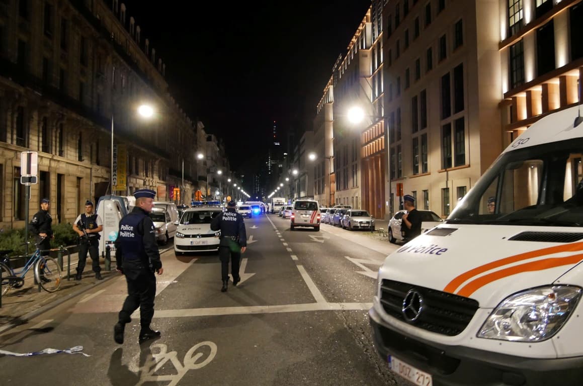 Terrorizmus - Katonákra támadt egy feltehetően dzsihadista férfi Brüsszelben - lelőtték!