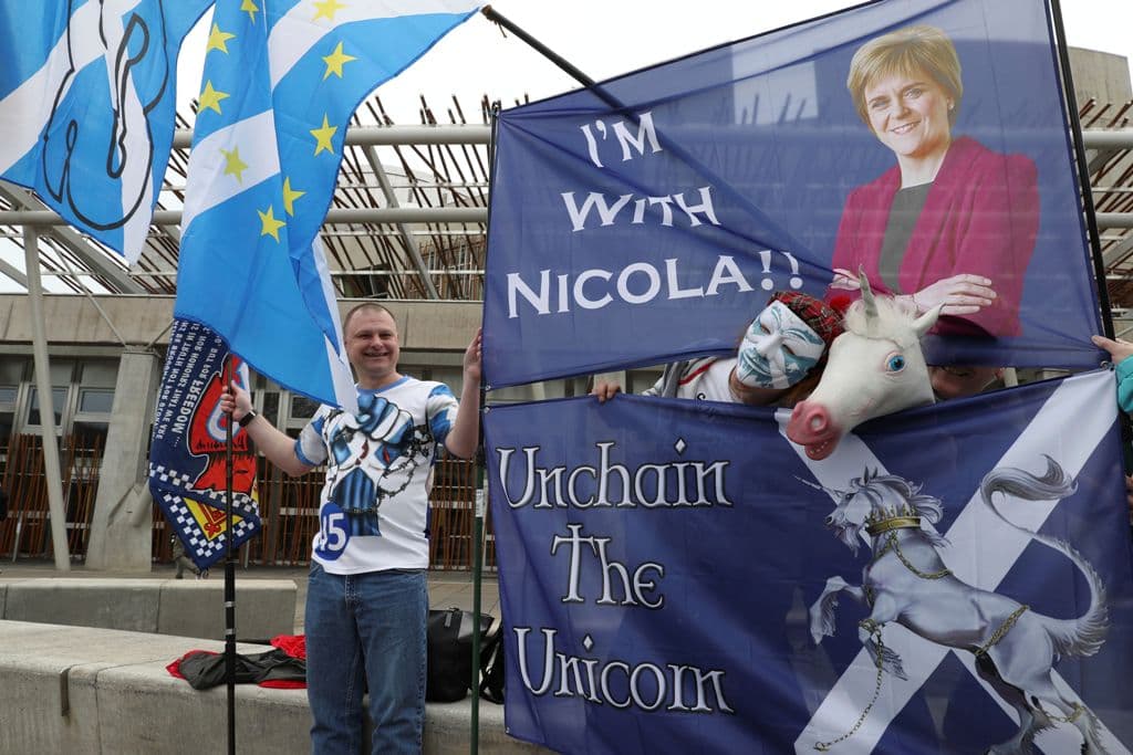 Nem fukarkodnak a skótok a népszavazással