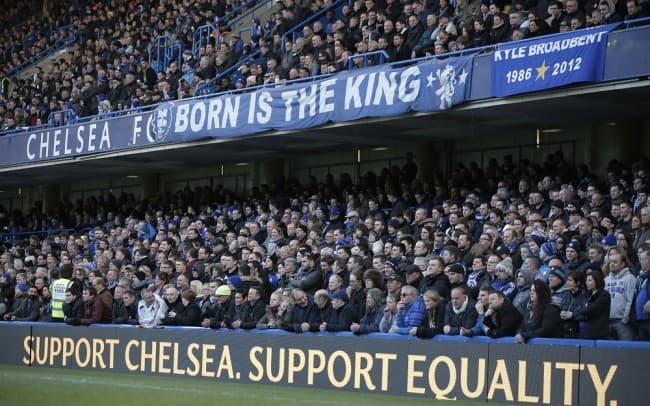 Elmarad a Chelsea győzelmi parádéja