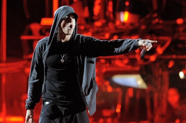 Eminem beszólt Donald Trumpnak és híveinek