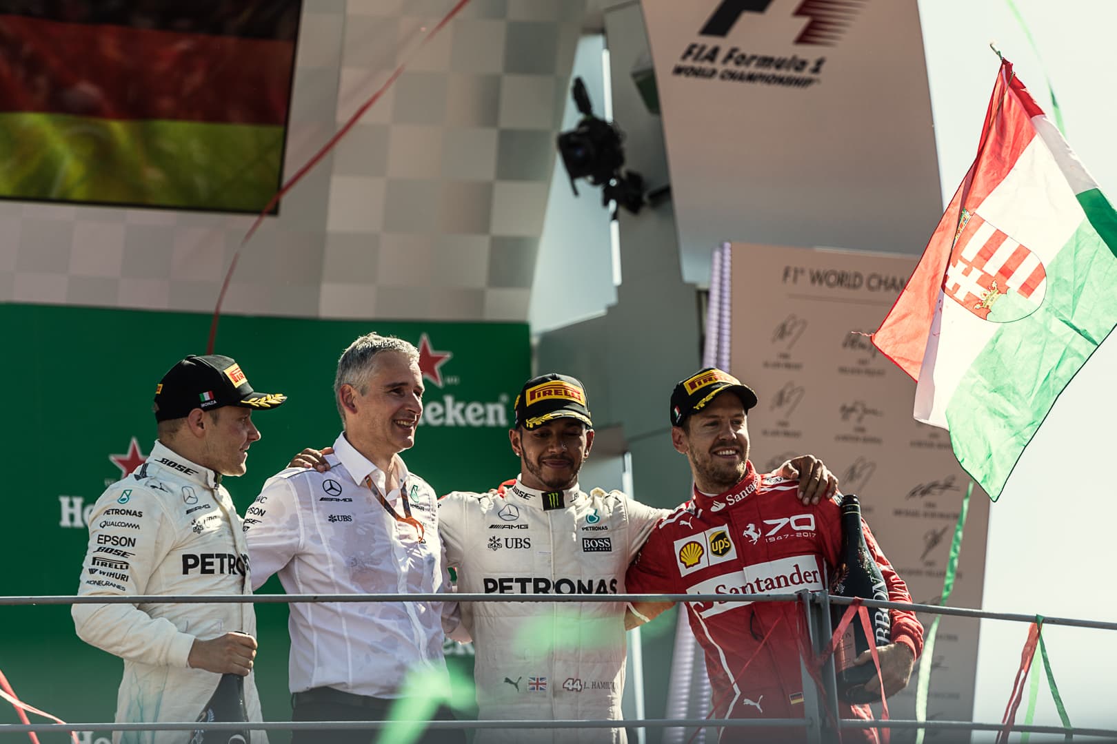 Olasz Nagydíj: Hamilton győzelmével átvette a vezetést az összetettben – FOTÓK