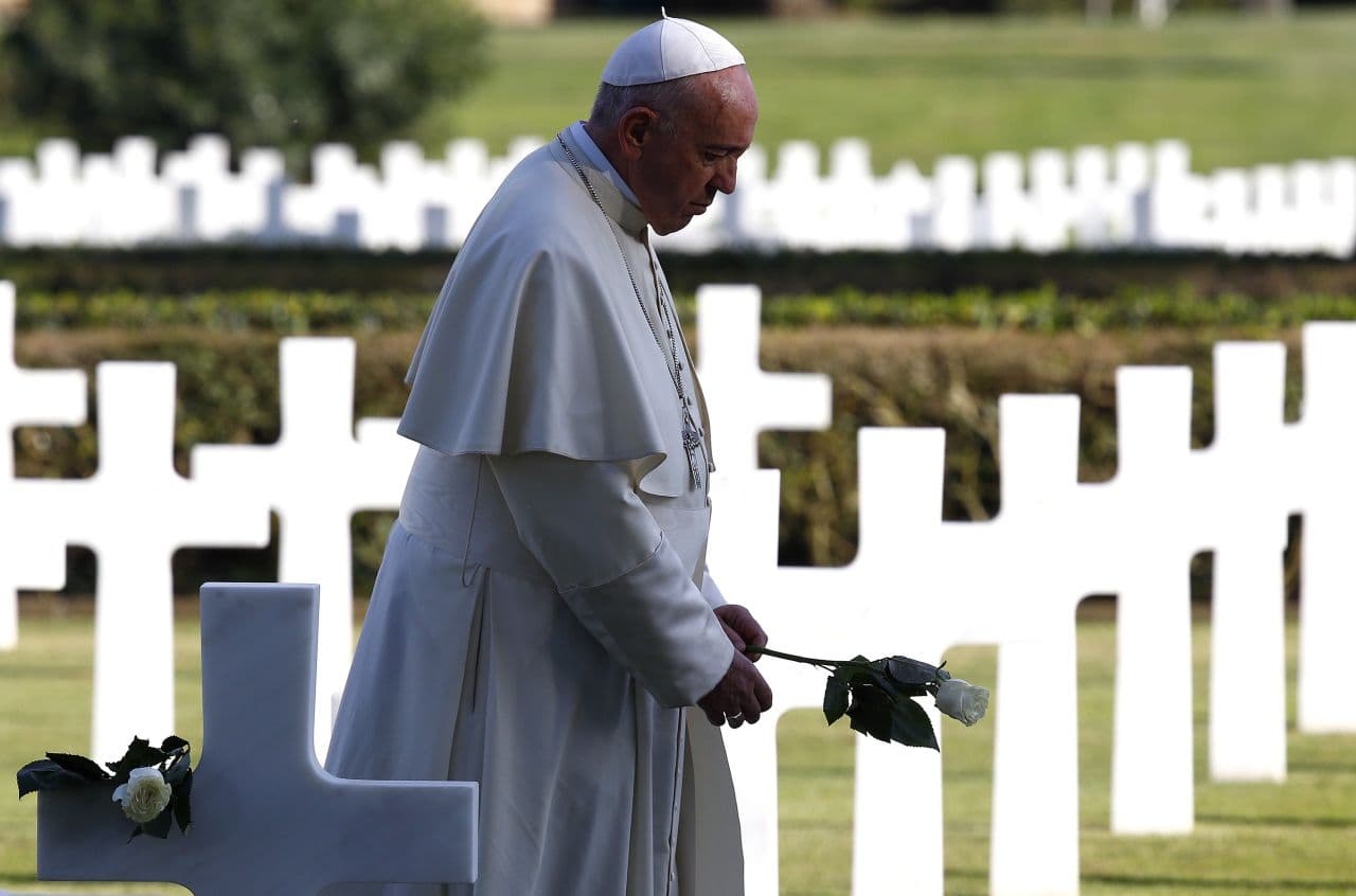 Ferenc pápa: Az emberiség nem tanult a múlt tragédiáiból, és újabb, még nagyobb háborúra készül