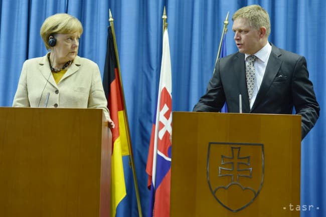 Az Európai Unió jövőjéről egyeztet Varsóban Angela Merkel a V4-ek kormányfőivel