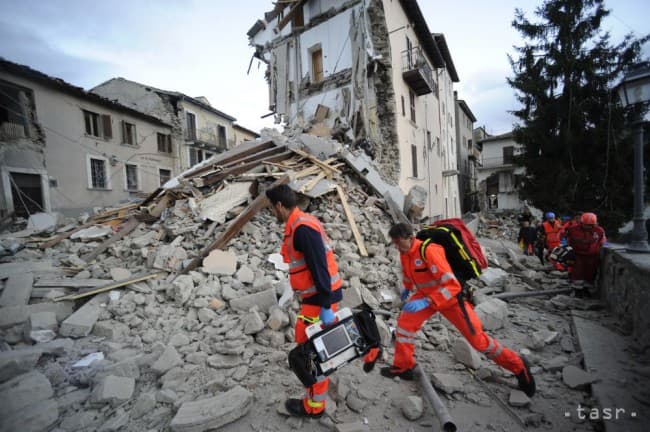 Olaszországi földrengés: Épületeket döntött romba egy újabb utórengés
