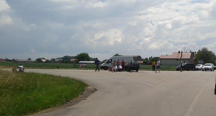 SÚLYOS BALESET: Frontálisan ütközött két autó Bakánál
