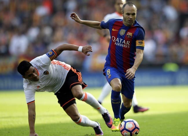 Iniesta "életre szóló" szerződést kötött a Barcelonával