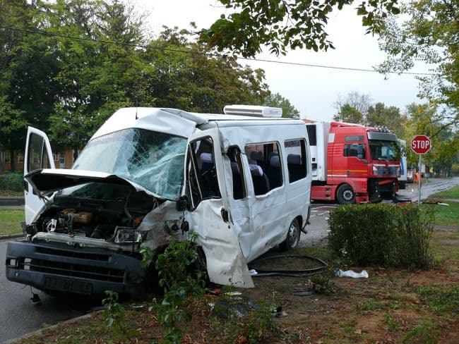Brutális baleset Bulgáriában: legalább kilenc ember meghalt és 19 megsérült!