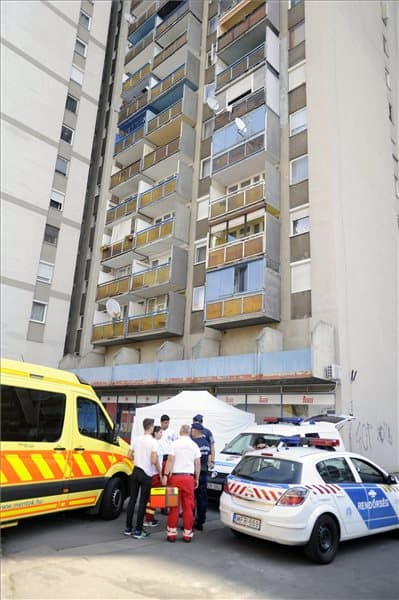 TRAGÉDIA: Azonnal meghalt az a 4 éves kislány, aki kizuhant a hatodik emeletről Budapesten
