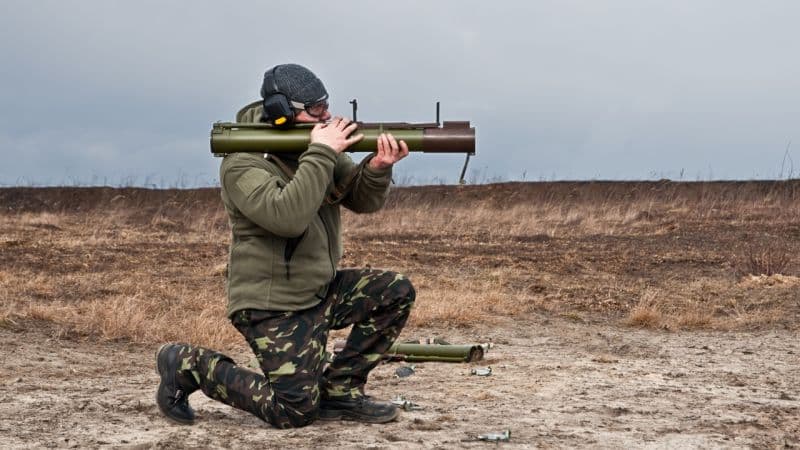 Páncéltörő és lőszer tűnt el a szlovákiai fegyverraktárakból