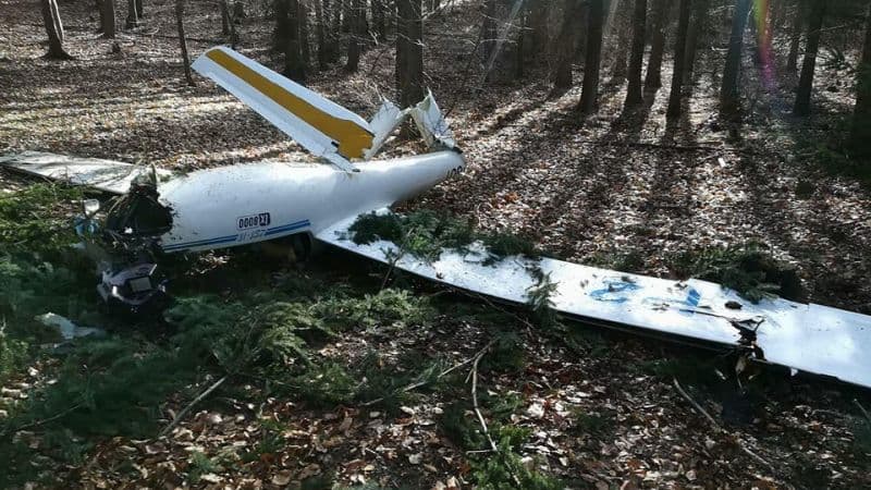 Lezuhant egy vitorlázórepülő – a pilóta válságos állapotban van