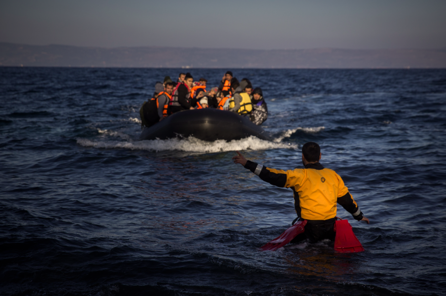 Újabb hajótörés a Földközi-tengeren, rengeteg menekült eltűnt
