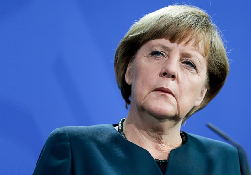 Merkel szerint nem mérgelődni kell, hanem dolgozni