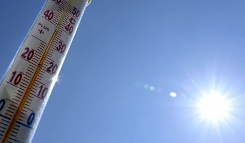 A hőmérők higanyszálai megint nagyon magasra kúsznak fel - Dél-Szlovákiában akár 36 fokra is felmelegedhet a levegő