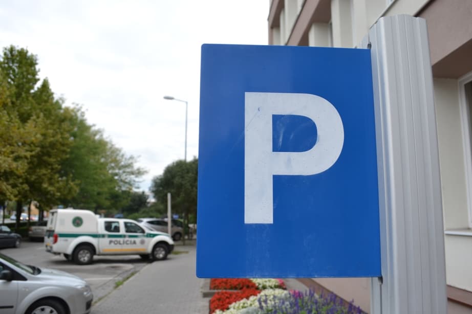 Furfangos ajánlatot tett a városvezetésnek a dunaszerdahelyi parkolási tender győztese