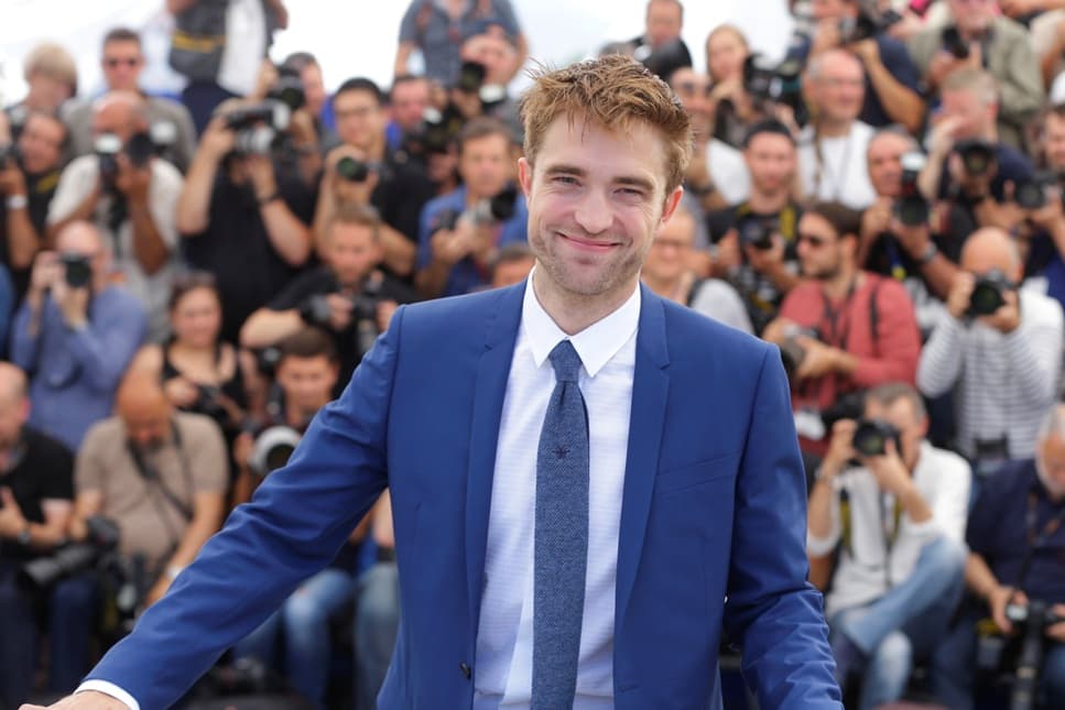 CANNES: Betörőként tért vissza Robert Pattinson