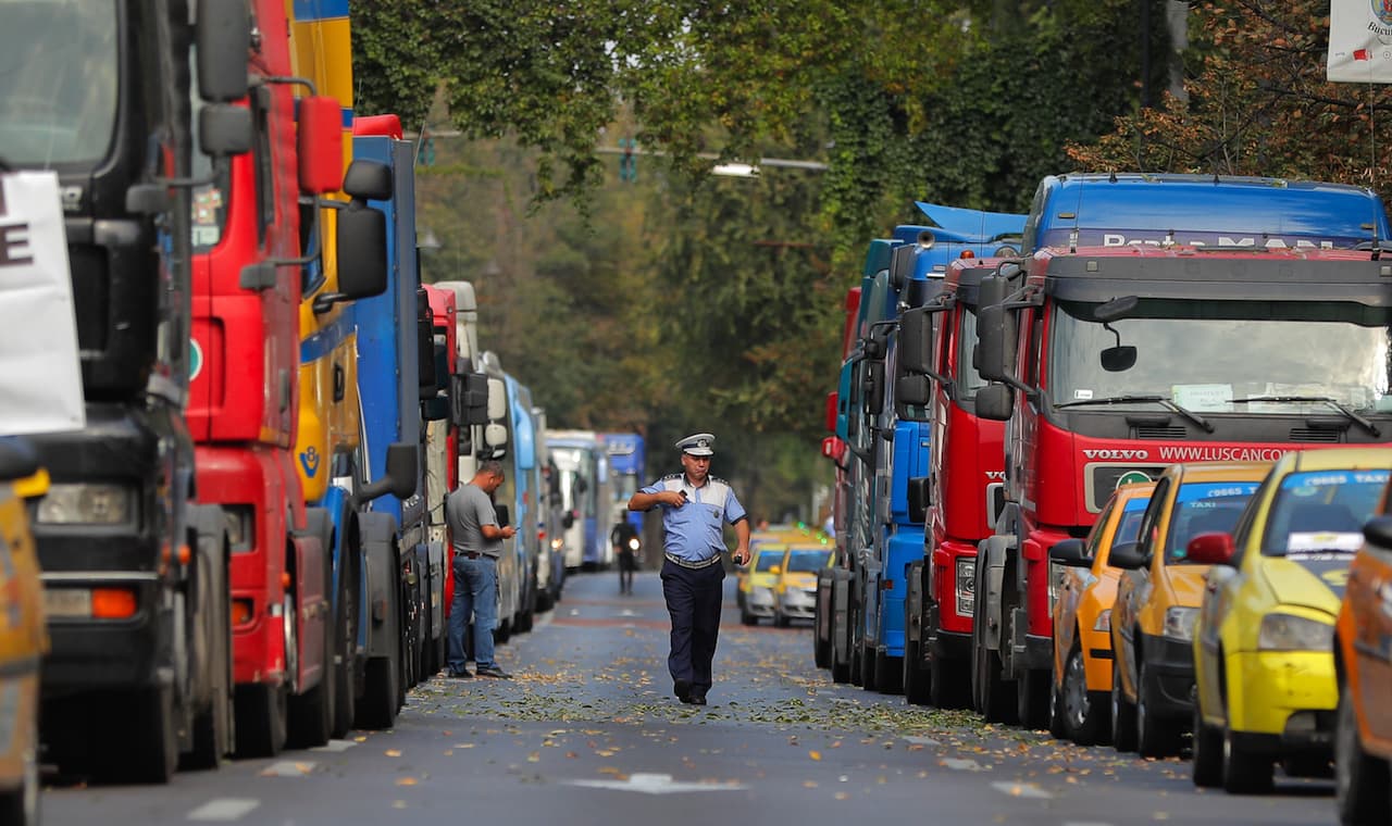 Fico továbbra sem hajlandó nyugati fizetést adni a kamionsofőröknek