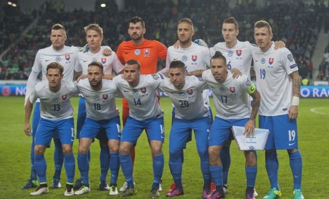 FIFA-világranglista - Változatlan élcsoport, továbbra is 25. a szlovák és 26. a magyar válogatott