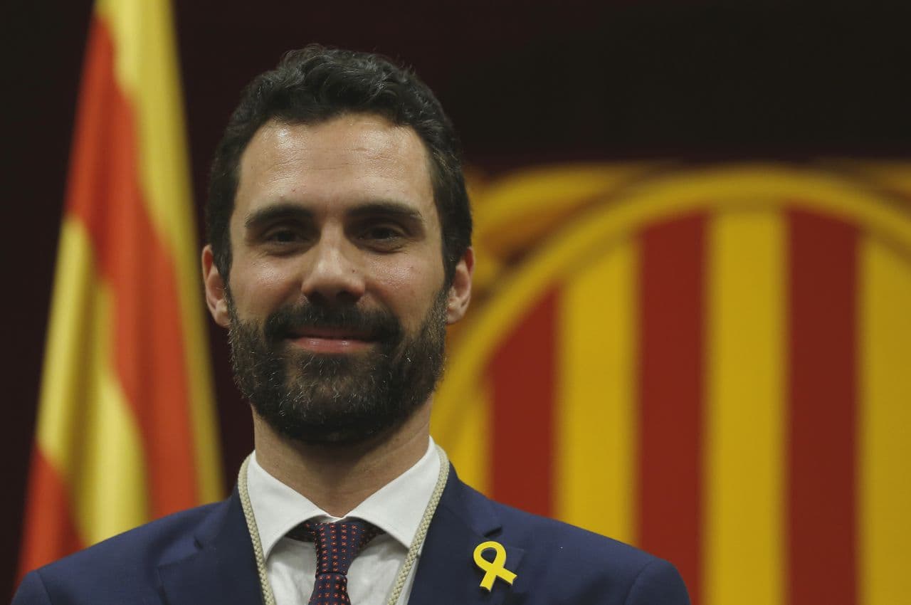 Könnyen poénkodhatunk a katalán parlament új elnökének nevével