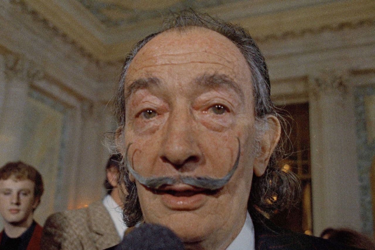 Exhmumálják Salvador Dalít - hatalmas vagyont örökölhet a nő, aki állítja, hogy a lánya!
