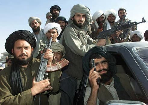 Több mint harminc embert szabadítottak ki a tálibok fogságából