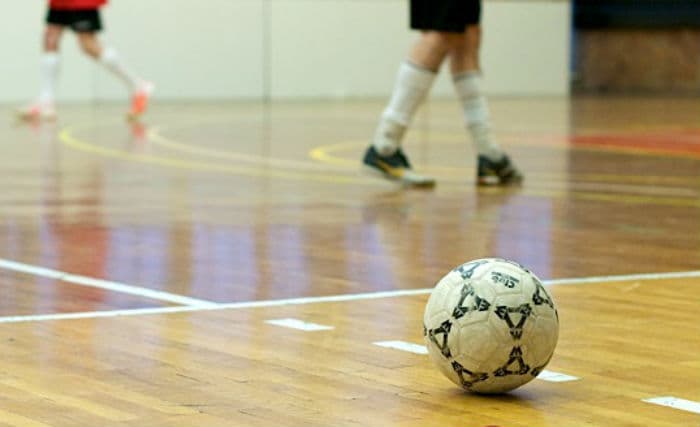 Futsal: Elrajtolt a komáromi kispályás fociliga