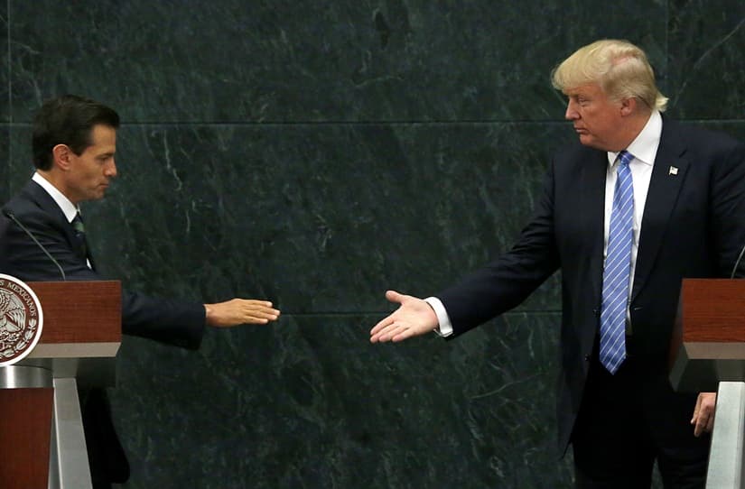 BOTRÁNY: A mexikói elnök Trump beszólása után lemondta amerikai látogatását!