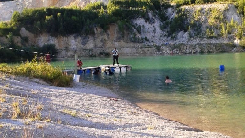 Búvárok bukkantak rá az eltűnt férfi holttestére a tóban