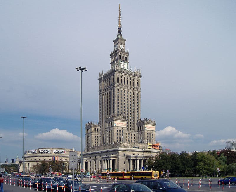 Brüsszel rámorgott Varsóra, egy hónapja van arra, hogy észhez térjen