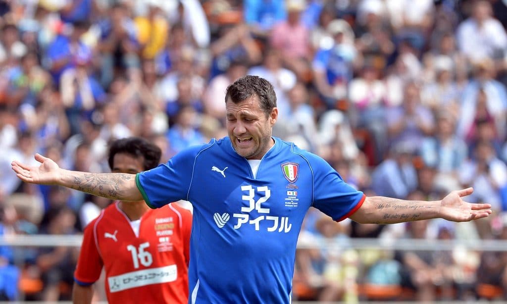 Hét év után visszatér a focihoz az olasz legenda