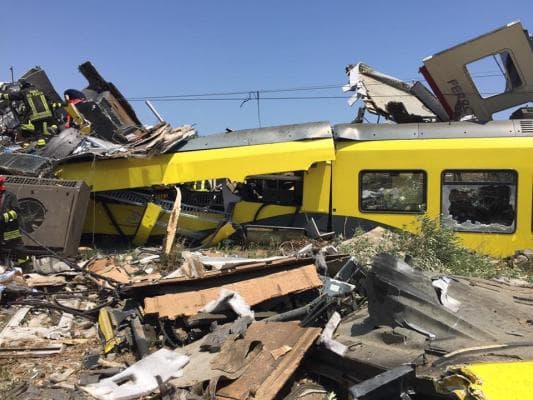 Emberi mulasztás lehetett az oka a tragikus olaszországi vonatbalesetnek