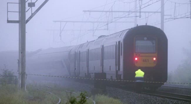 Két vonat ütközött össze Magyarországon, három személy került kórházba!