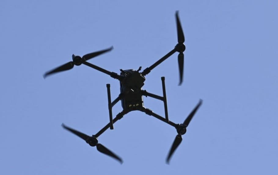 Szlovákia négy speciális aknakereső drónt szállított Ukrajnának