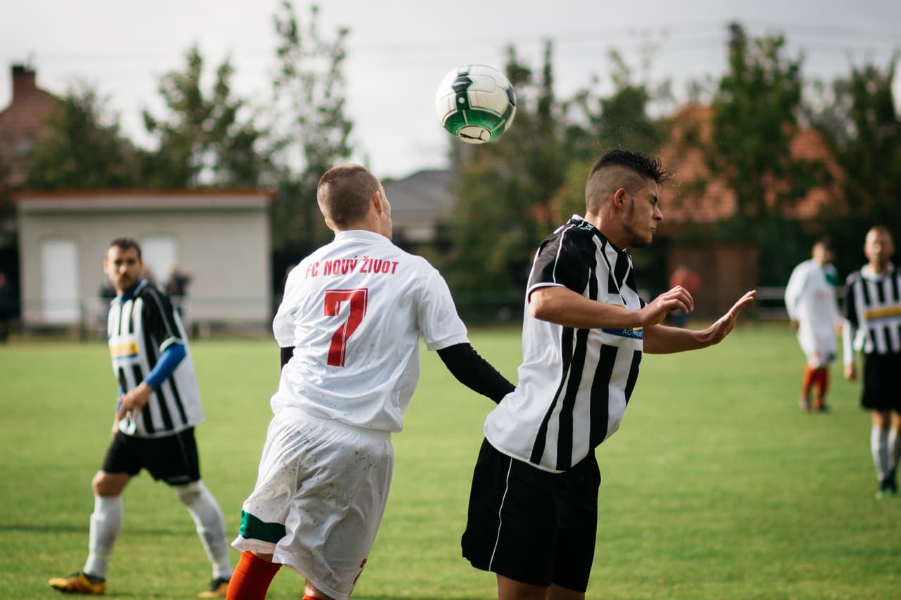 Nyugat-szlovákiai V. liga, déli csoport, 6. forduló: Egyházkarcsán gólarányt javítottak a vágpattaiak