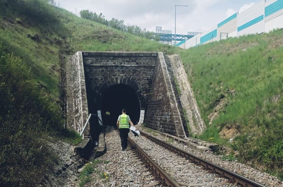 BORZALOM: A mozdonyvezető sosem felejti el azt, amit az alagútban látott