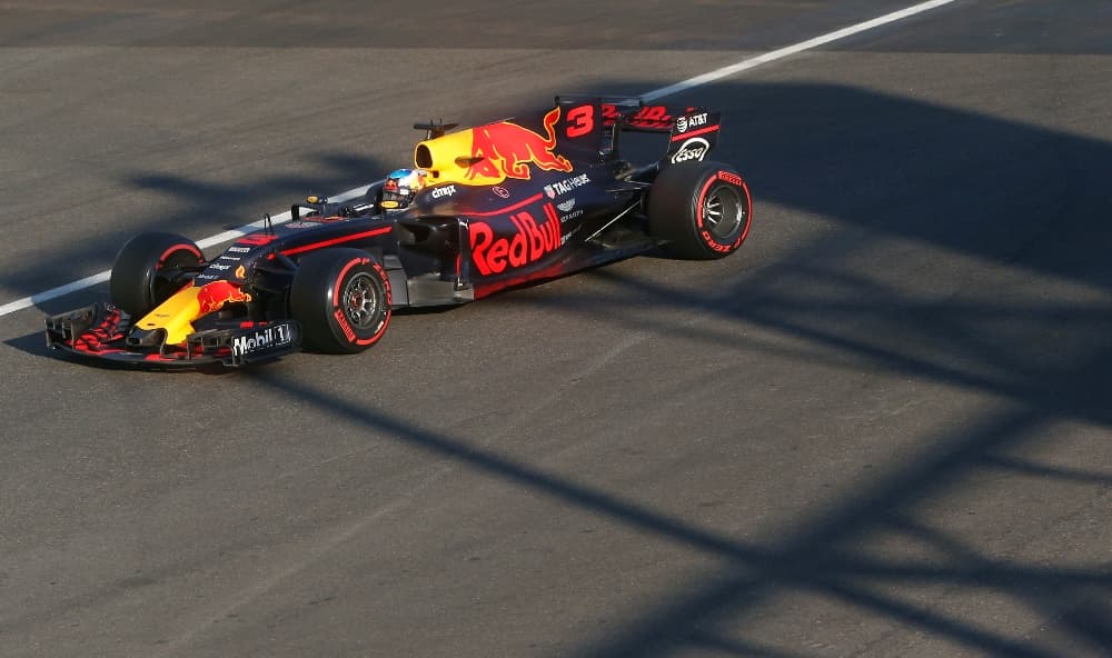 Azeri Nagydíj: Ricciardo nyerte a kaotikus futamot