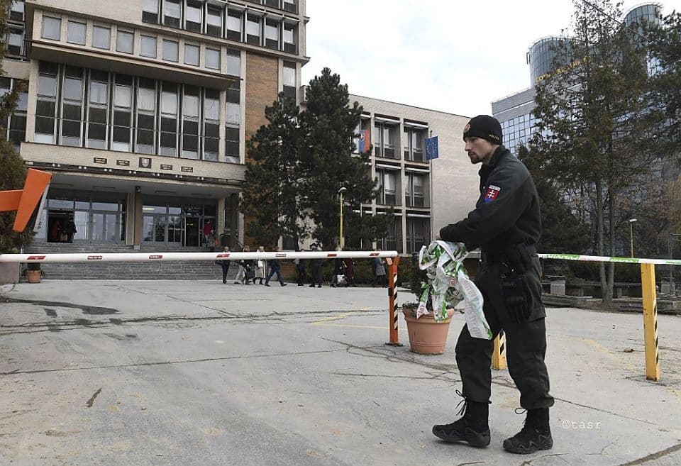 Lecsapott a NAKA a bírósági bombariadókért felelős figurákra!